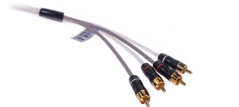 Fusion MS-FRCA6 6&#39; 4-Way Shielded Twisted RCA Cable